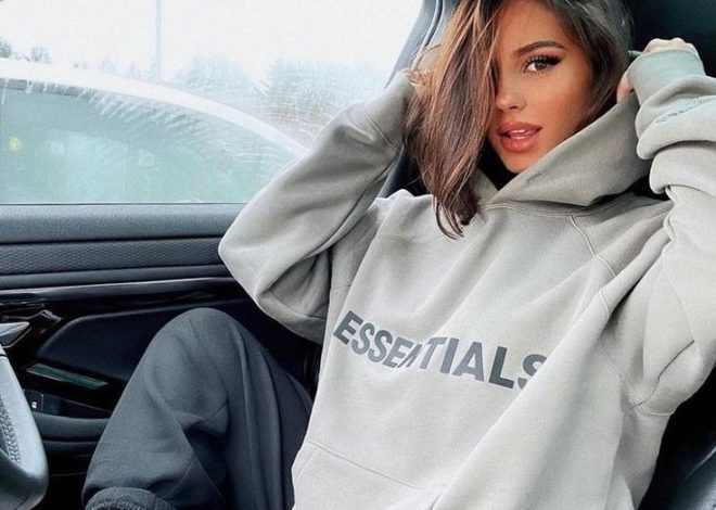 How Essentials Hoodies Combine Style and Function