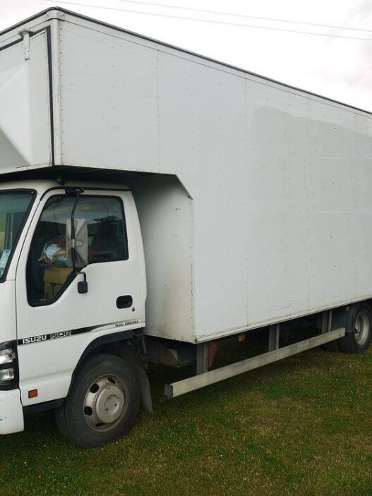 7.5 Ton Luton Van