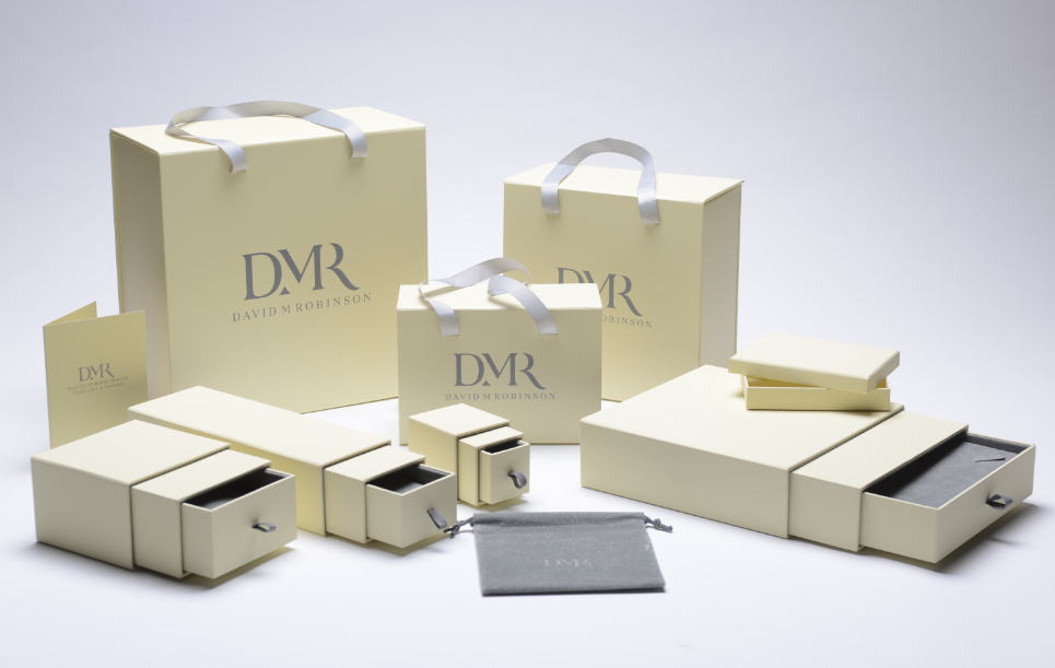 custom packaging boxes