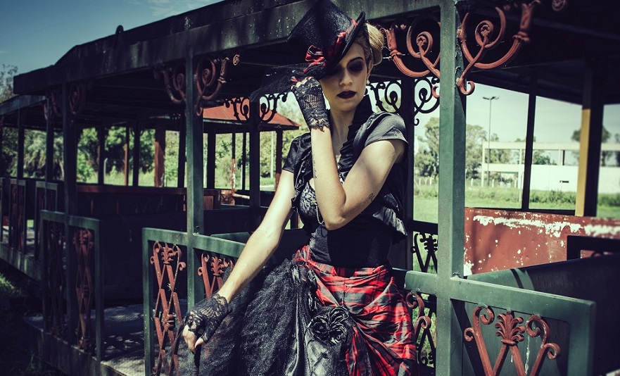 women’s gothic clothing