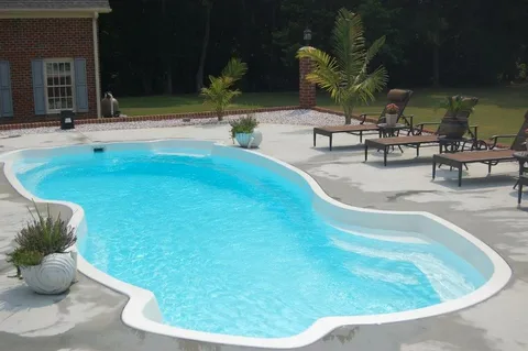 fiberglass swimming pool installers